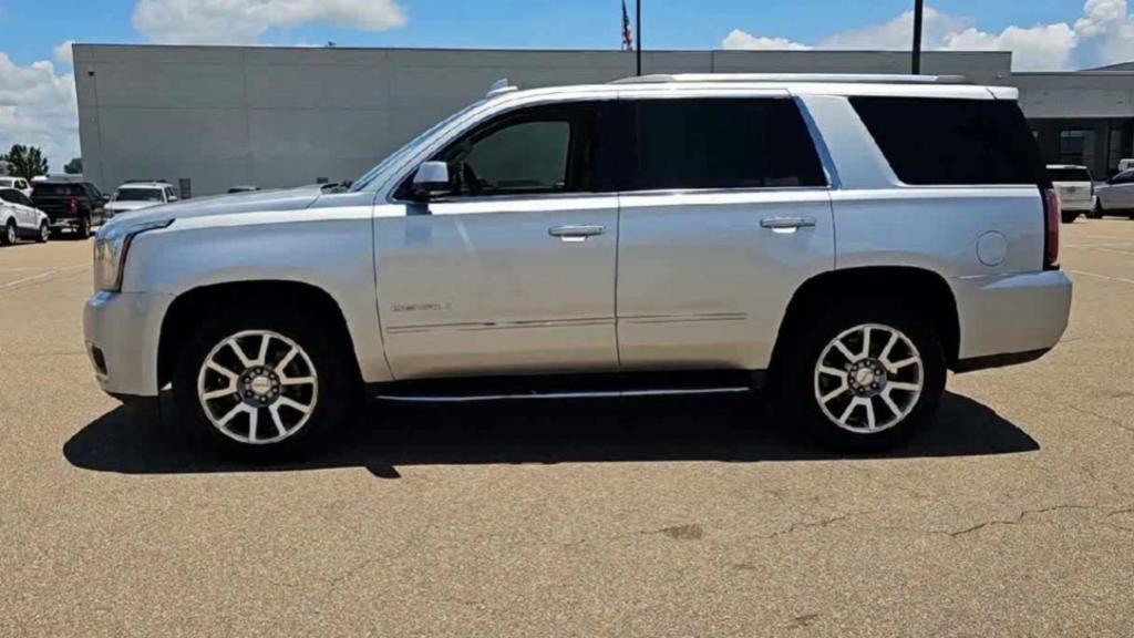 used 2018 GMC Yukon car, priced at $32,731