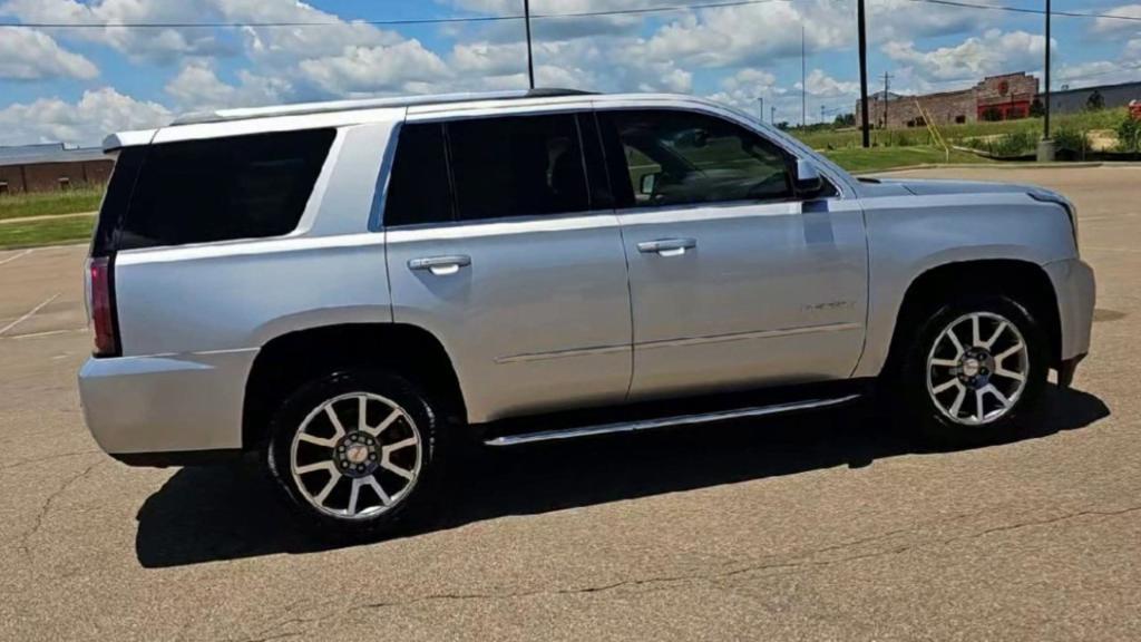 used 2018 GMC Yukon car, priced at $32,731