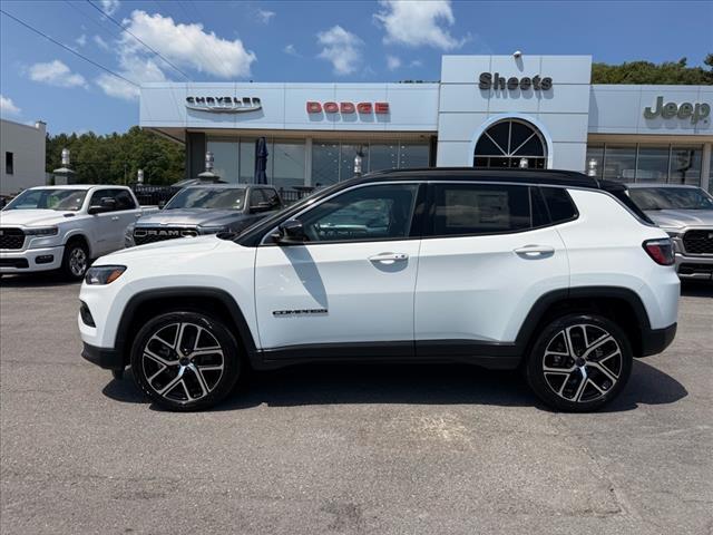 new 2025 Jeep Compass car, priced at $34,490