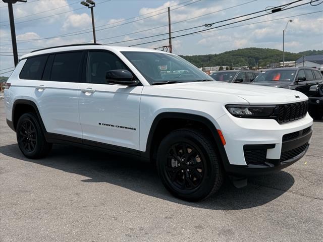new 2025 Jeep Grand Cherokee L car, priced at $48,135