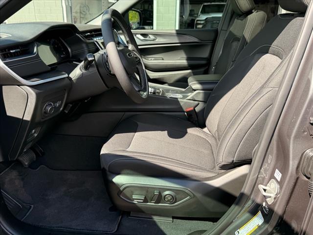 new 2025 Jeep Grand Cherokee L car, priced at $43,083