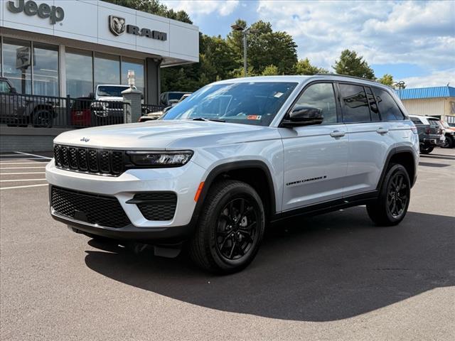 new 2025 Jeep Grand Cherokee car, priced at $44,851