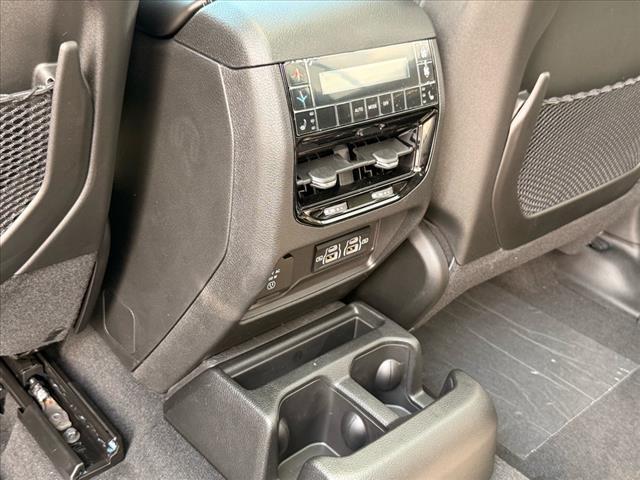 new 2025 Jeep Grand Cherokee L car, priced at $52,110