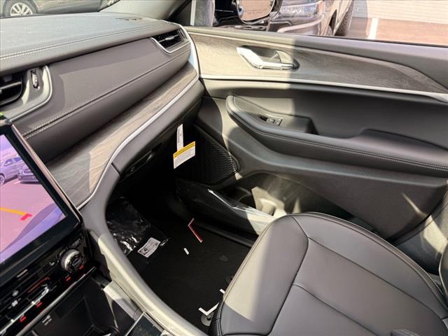 new 2025 Jeep Grand Cherokee L car, priced at $52,110