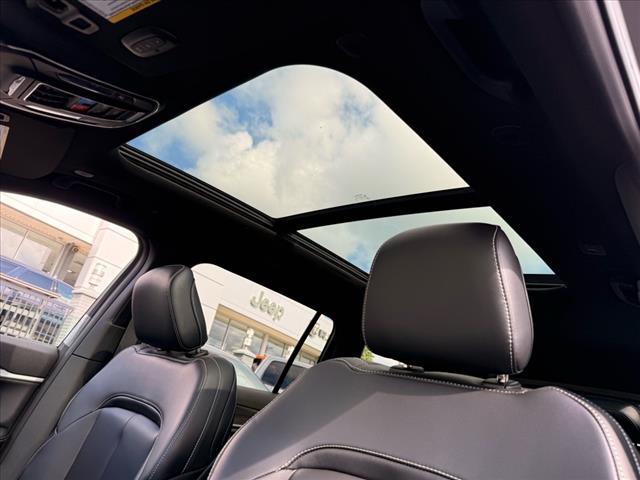 new 2025 Jeep Grand Cherokee L car, priced at $52,110