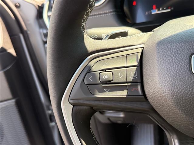 new 2025 Jeep Grand Cherokee car, priced at $42,647
