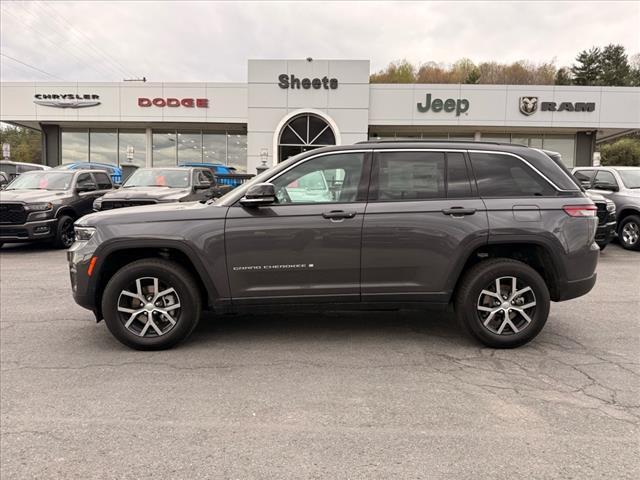 new 2025 Jeep Grand Cherokee car, priced at $50,010