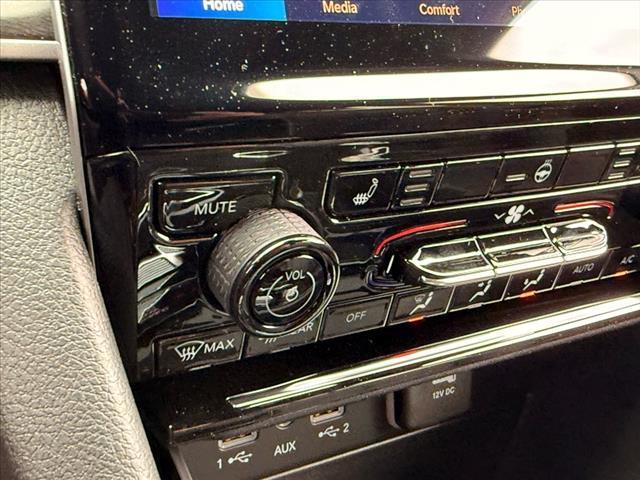 new 2025 Jeep Grand Cherokee car, priced at $50,010
