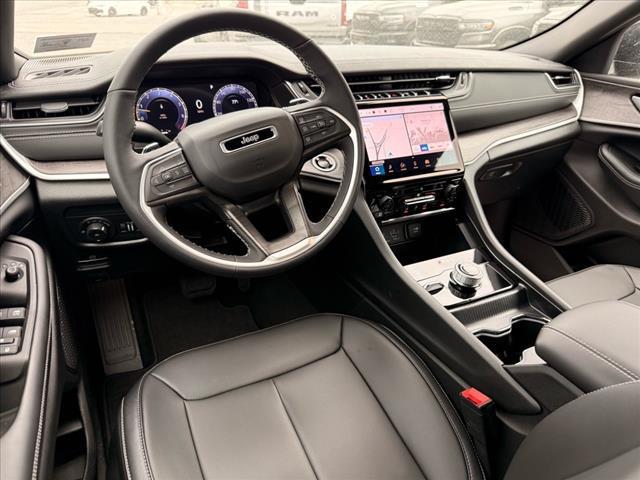 new 2025 Jeep Grand Cherokee car, priced at $50,010