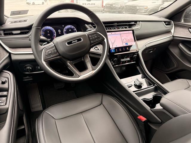 new 2025 Jeep Grand Cherokee car, priced at $50,010