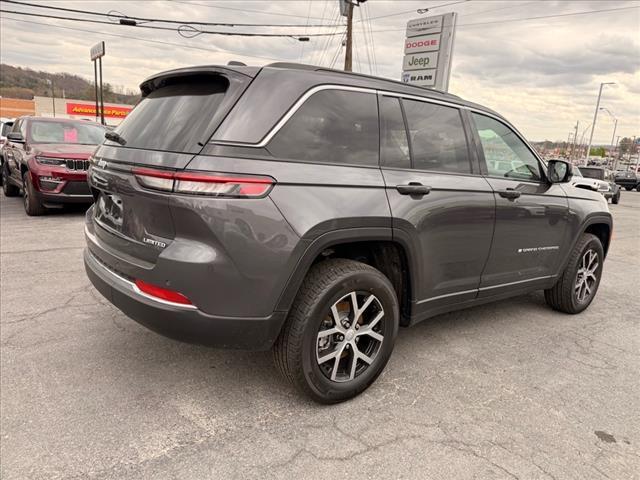 new 2025 Jeep Grand Cherokee car, priced at $50,010