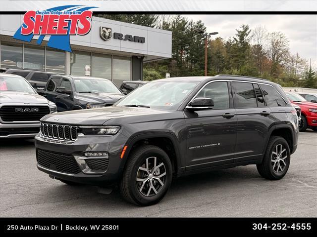new 2025 Jeep Grand Cherokee car, priced at $50,010