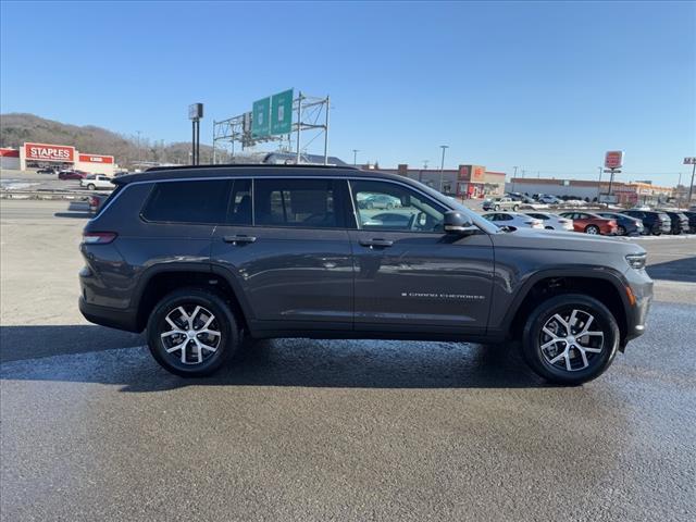 new 2025 Jeep Grand Cherokee L car, priced at $52,905