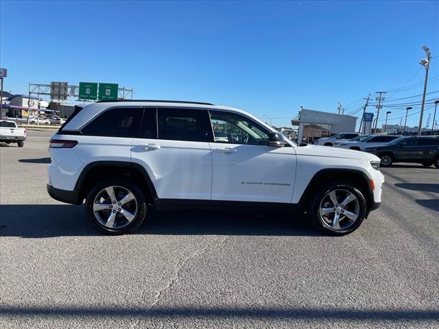 used 2022 Jeep Grand Cherokee car, priced at $35,999