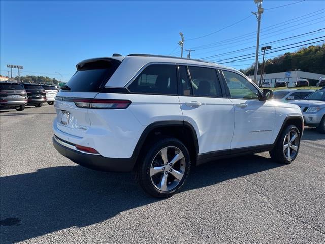 used 2022 Jeep Grand Cherokee car, priced at $35,999