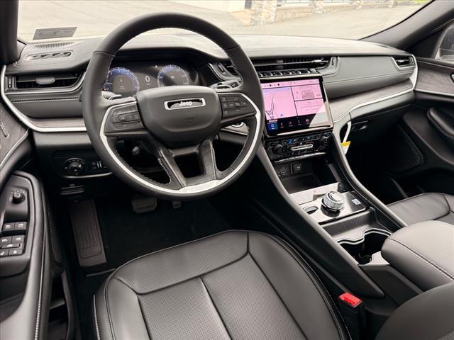 new 2025 Jeep Grand Cherokee car, priced at $55,065
