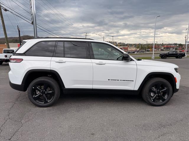 new 2025 Jeep Grand Cherokee car, priced at $55,065
