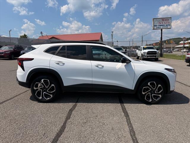 used 2025 Chevrolet Trax car, priced at $29,475