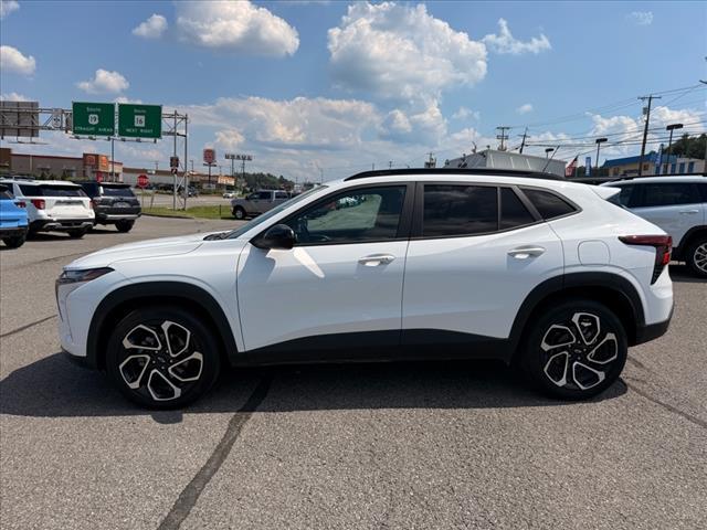 used 2025 Chevrolet Trax car, priced at $29,475
