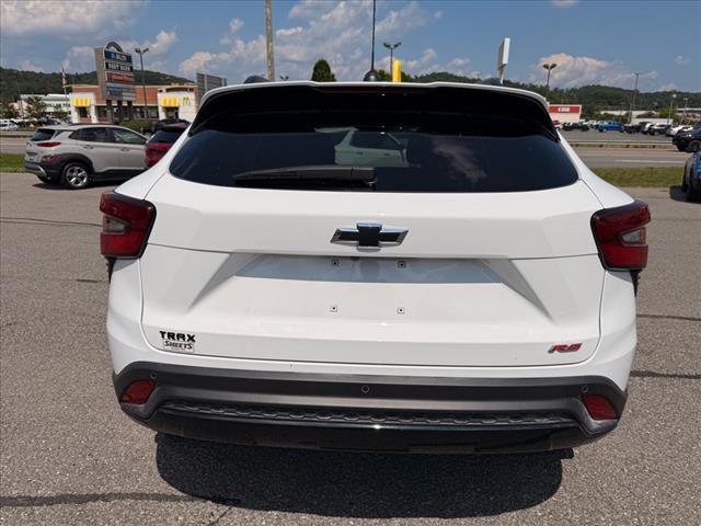 used 2025 Chevrolet Trax car, priced at $29,475