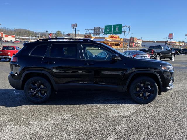 used 2023 Jeep Cherokee car, priced at $35,900
