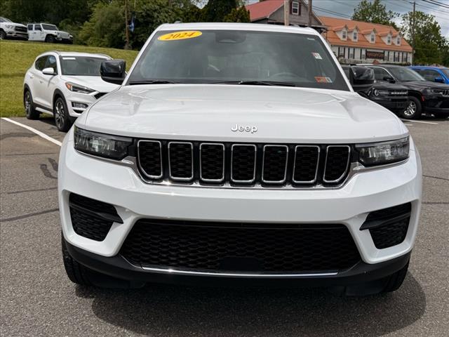 used 2024 Jeep Grand Cherokee car, priced at $38,999