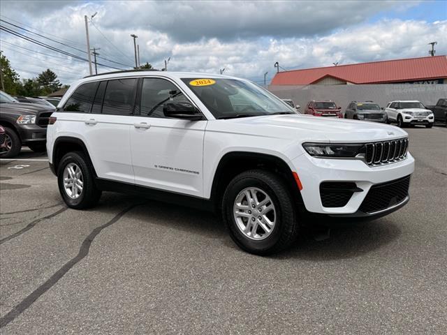 used 2024 Jeep Grand Cherokee car, priced at $38,999