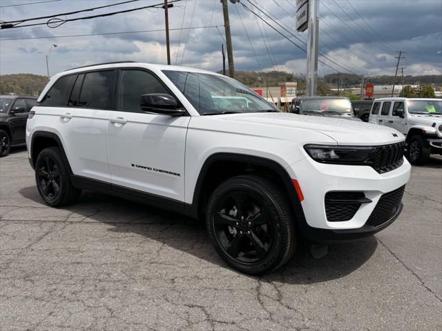 new 2025 Jeep Grand Cherokee car, priced at $47,580
