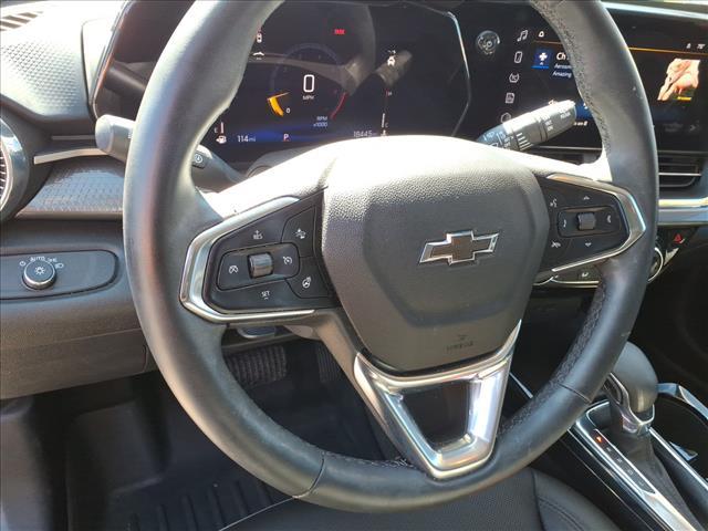 used 2025 Chevrolet Trax car, priced at $23,999