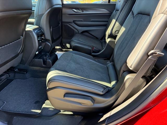 new 2025 Jeep Grand Cherokee L car, priced at $47,722