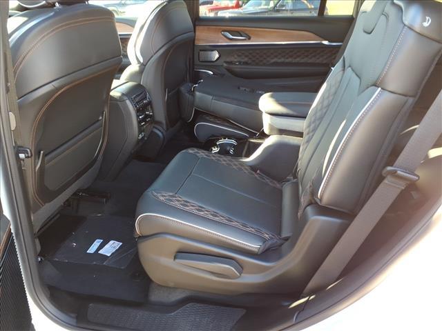 new 2025 Jeep Grand Cherokee L car, priced at $66,397