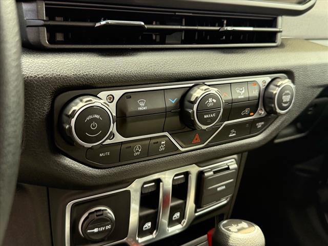 new 2025 Jeep Wrangler car, priced at $35,255