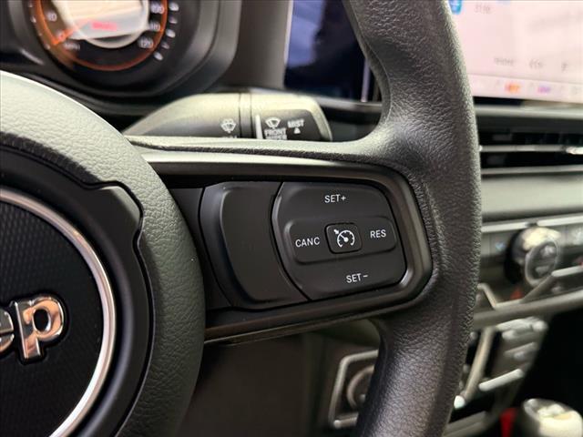 new 2025 Jeep Wrangler car, priced at $35,255