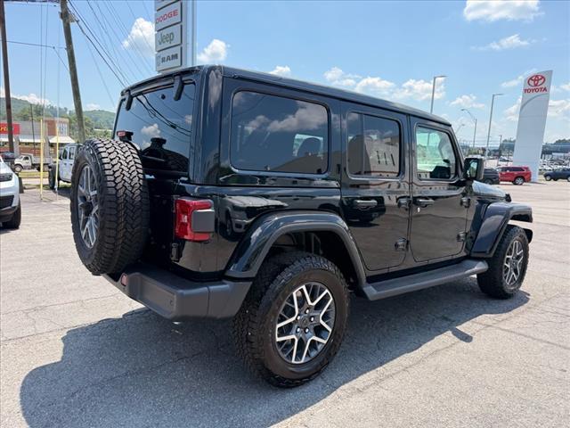 new 2025 Jeep Wrangler car, priced at $59,615