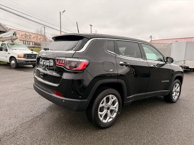 new 2025 Jeep Compass car, priced at $28,090