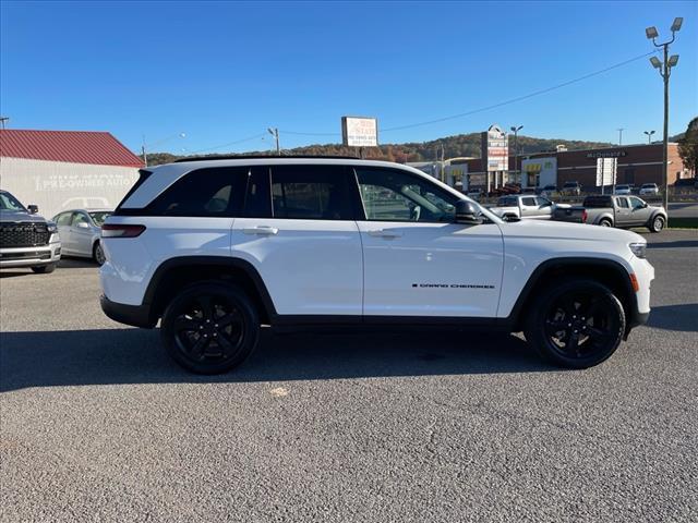 used 2023 Jeep Grand Cherokee car, priced at $36,500