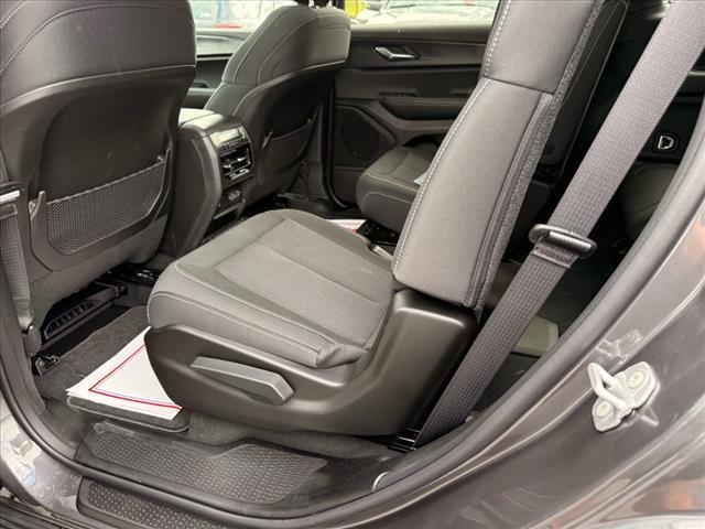 new 2025 Jeep Grand Cherokee L car, priced at $45,720