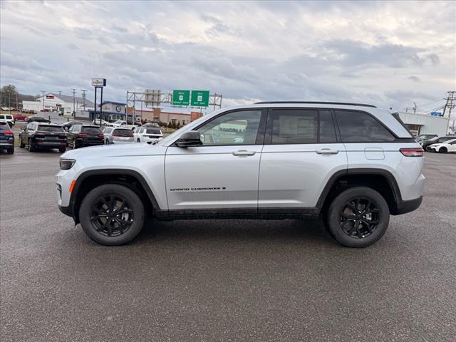 new 2025 Jeep Grand Cherokee car, priced at $44,530