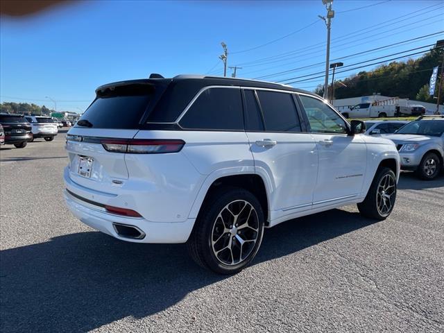 used 2022 Jeep Grand Cherokee car, priced at $43,500