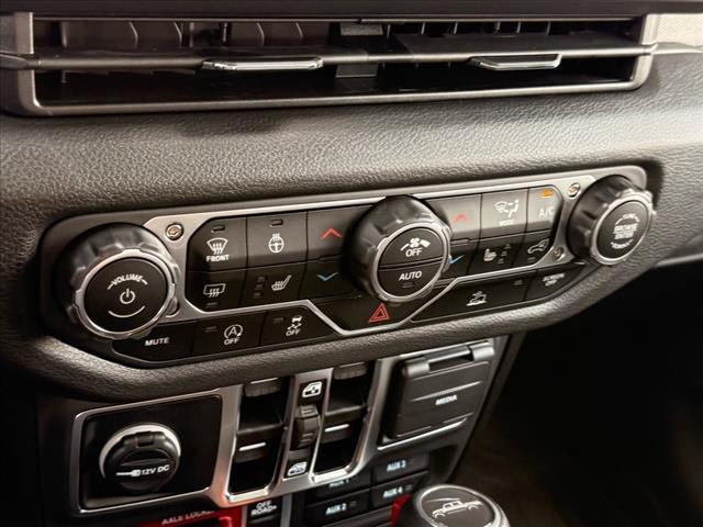 new 2025 Jeep Gladiator car, priced at $51,580