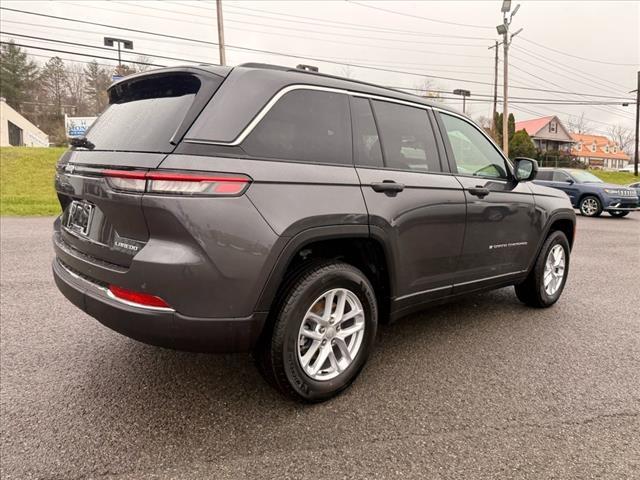 new 2025 Jeep Grand Cherokee car, priced at $42,175