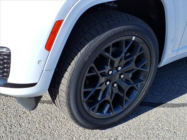 new 2025 Jeep Grand Cherokee L car, priced at $66,397