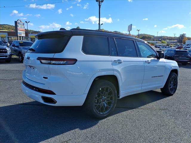 new 2025 Jeep Grand Cherokee L car, priced at $66,397