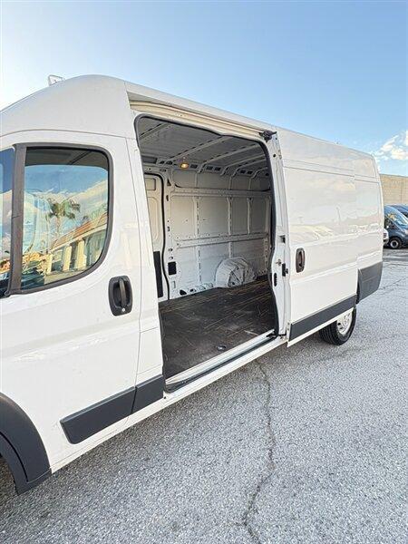used 2018 Ram ProMaster 3500 car, priced at $19,995