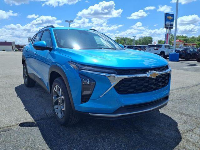 new 2025 Chevrolet Trax car, priced at $25,521