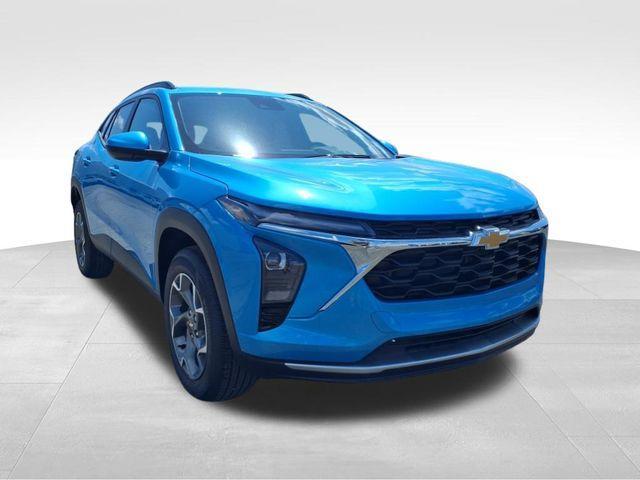 new 2025 Chevrolet Trax car, priced at $25,521