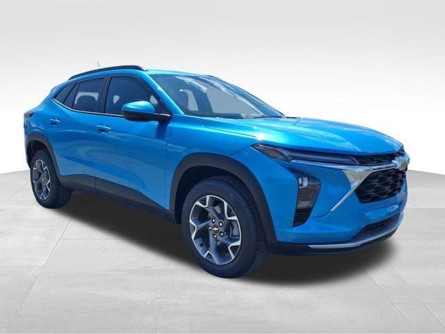 new 2025 Chevrolet Trax car, priced at $25,521