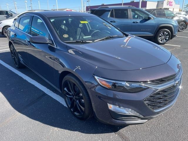 new 2025 Chevrolet Malibu car, priced at $28,320