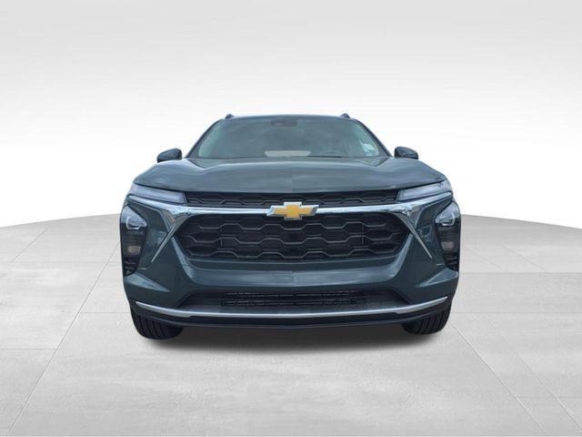new 2025 Chevrolet Trax car, priced at $25,161