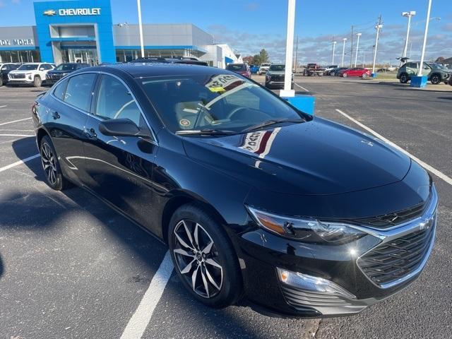 new 2025 Chevrolet Malibu car, priced at $27,967